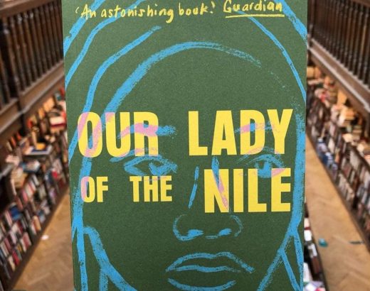 En Librairie: Our Lady of Nile par Scholastique Mukasonga - Daunt Books Rwanda roman tutsi genocide
